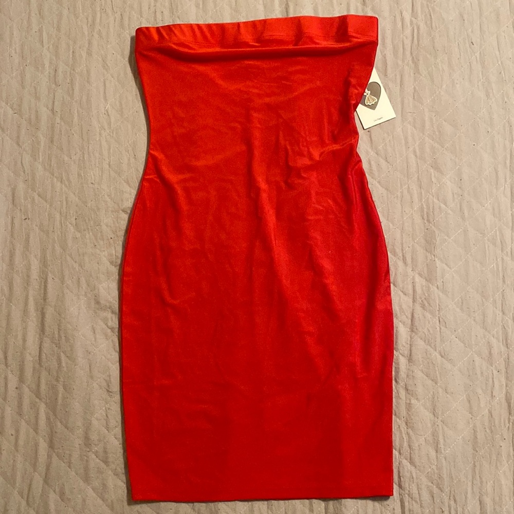 Women’s Red Strapless Dress